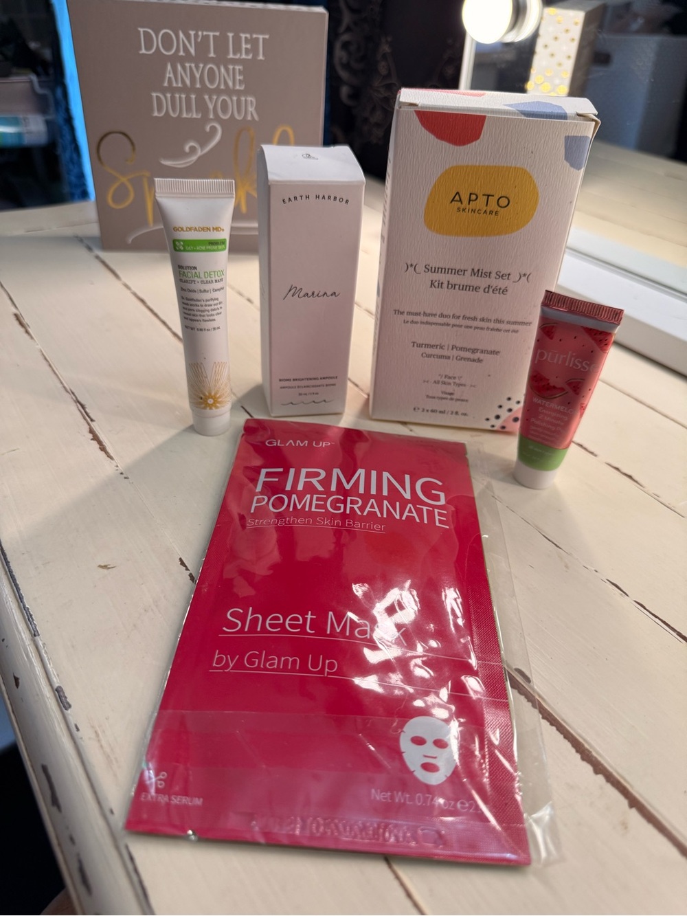 Glam Up Firming Pomegranate Sheet Mask — Bright Pink and extras